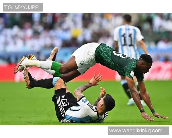 深入了解足球明星与球队的精彩世界与背后故事